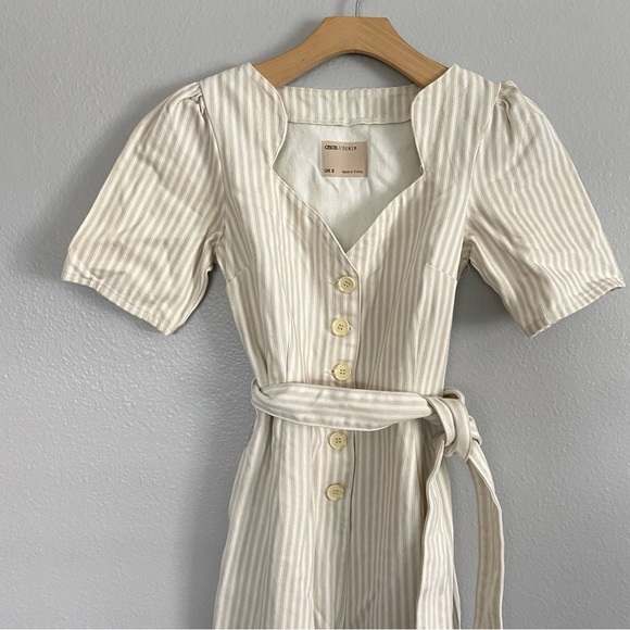 ✨MAKE OFFER✨ASOS DESIGN denim sweetheart neck puff sleeve jumpsuit beige & white - Picture 3 of 12